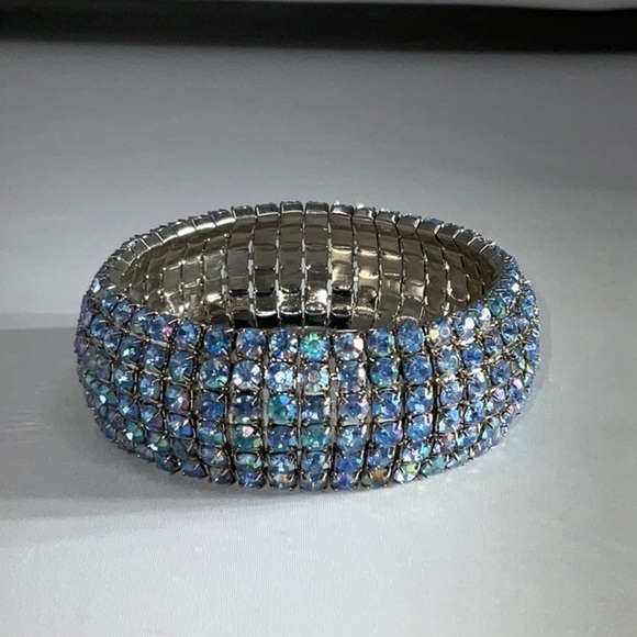 Sparkling light blue rhinestone stretch bracelet. - Picture 2 of 5